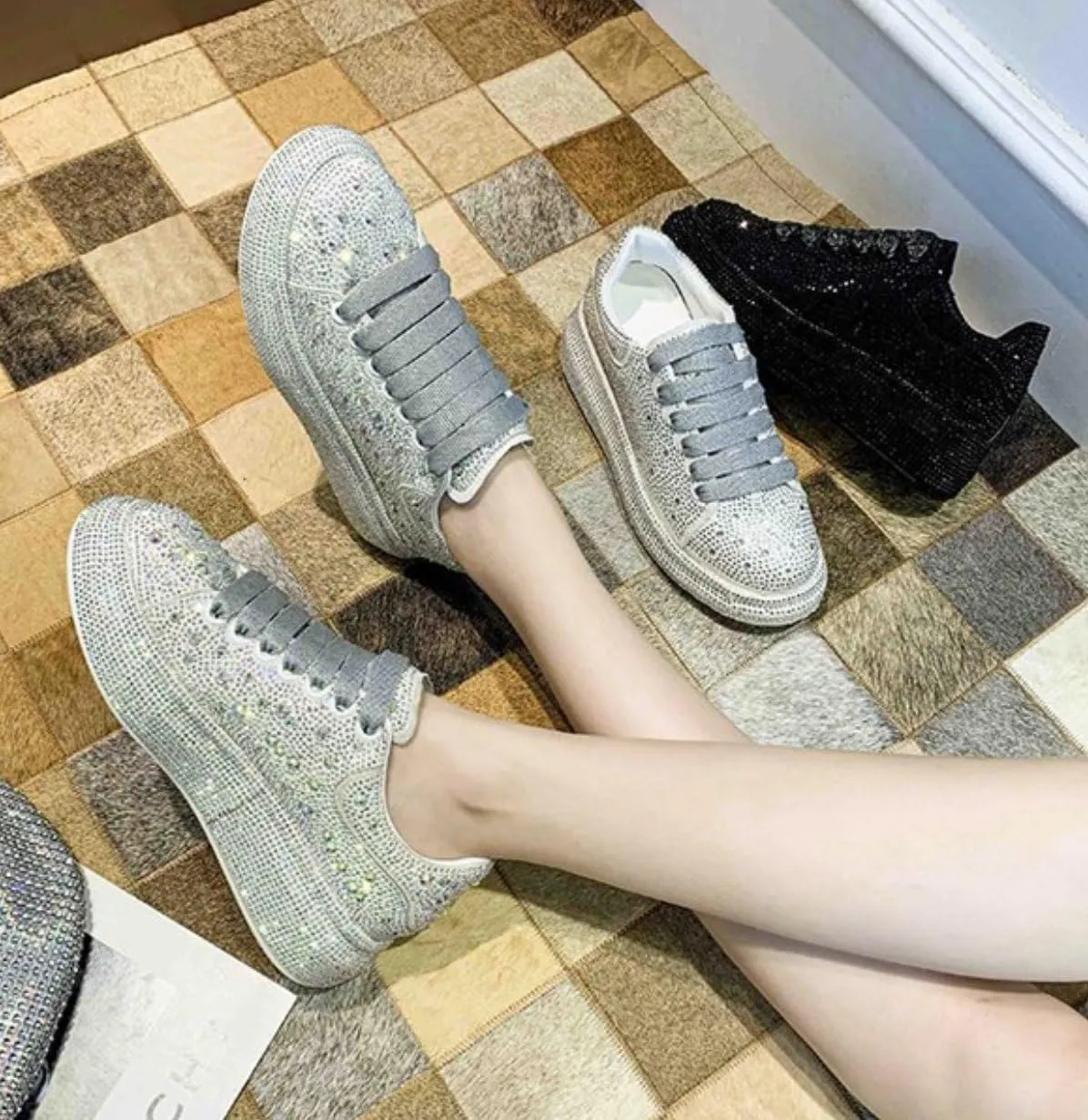 Fashionable Rhinestone Sweet Platform Bling Shoes for Women's Thick Soles PU Casual Sports with Jeans Skirts Comfortable Breathable Wedding Outdoors